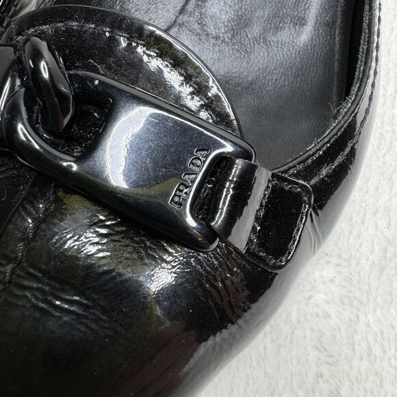 Prada Womens Shoes Black Patent Leather Kitten Block Heels Chain Link Chic 37 - Picture 3 of 15
